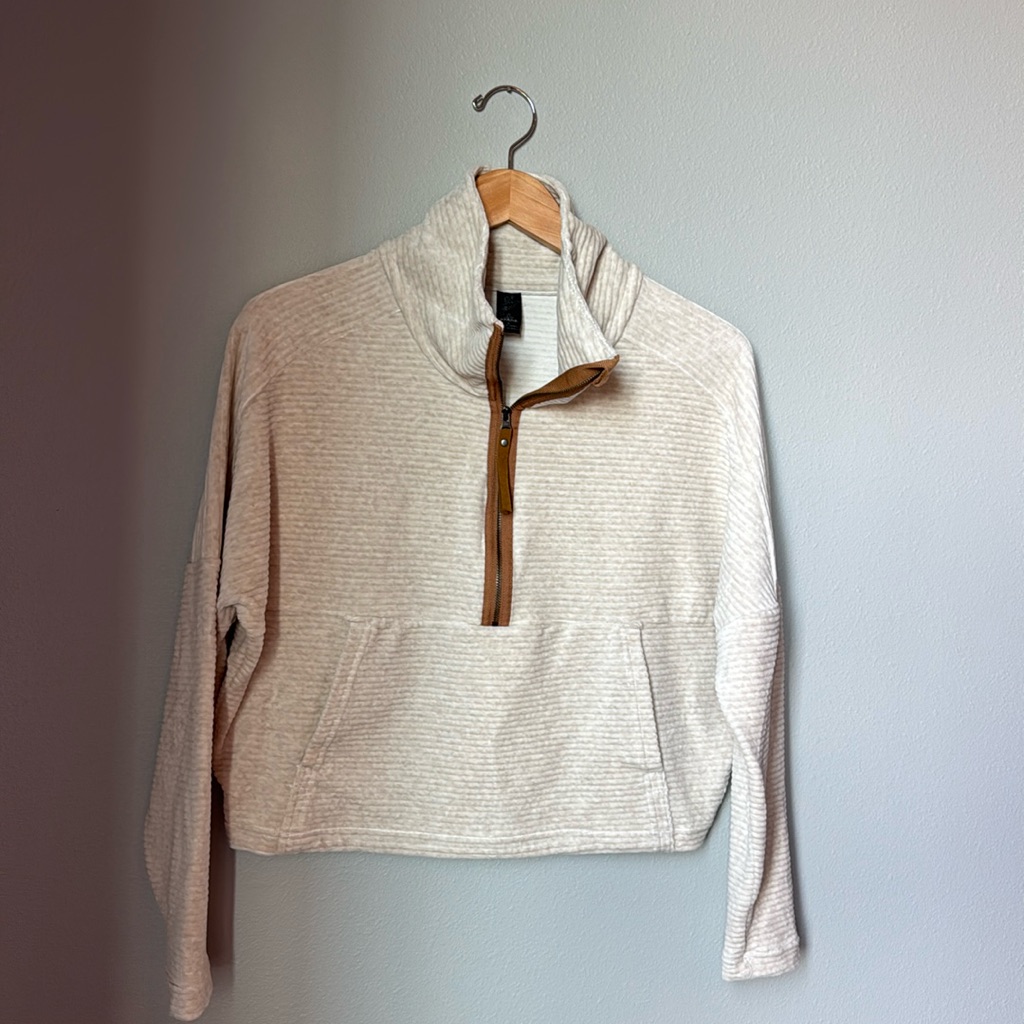 Prana Women’s Quarter Zip Ivory Size Small Excellent Condition Very Soft